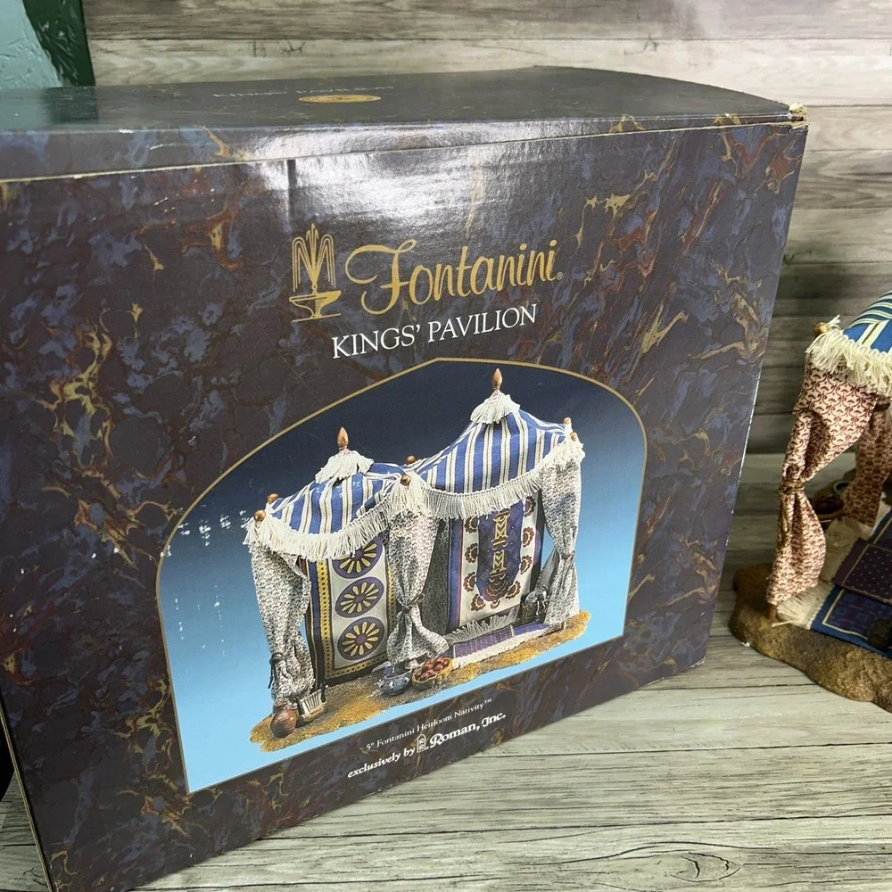 Fontanini King's Pavilion Tent w/ box 5
